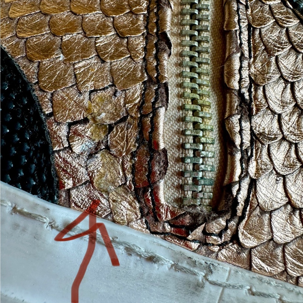 P448 You can Surf later Copper scale hi top, 38 (7.5-8) CB2364 - Picture 7 of 7